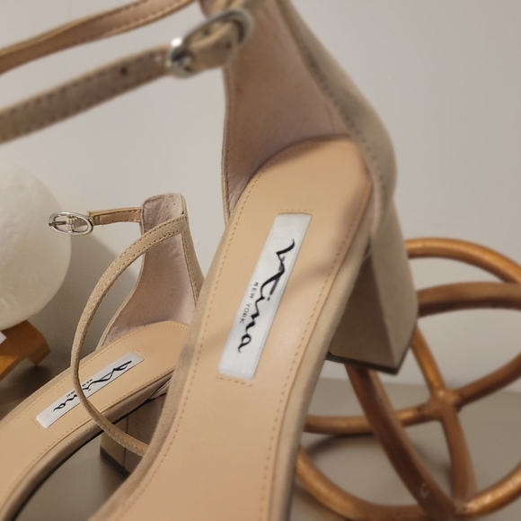 Eloise Ankle Strap Sandal NINA - Picture 10 of 11